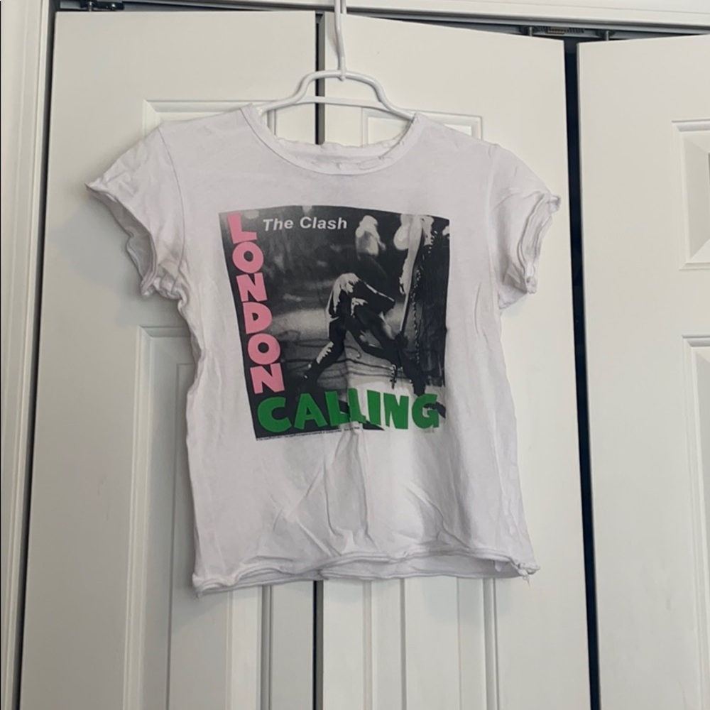 American Eagle cropped T-shirt